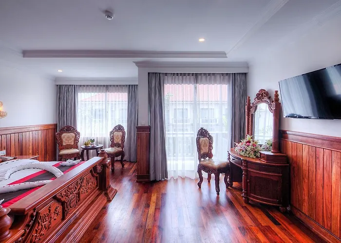 Sokharoth Hotel 4*